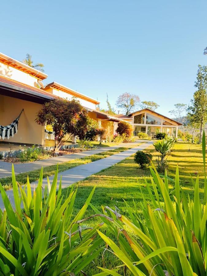 Pousada Fazenda Peroba Rosa Pedregulho Buitenkant foto